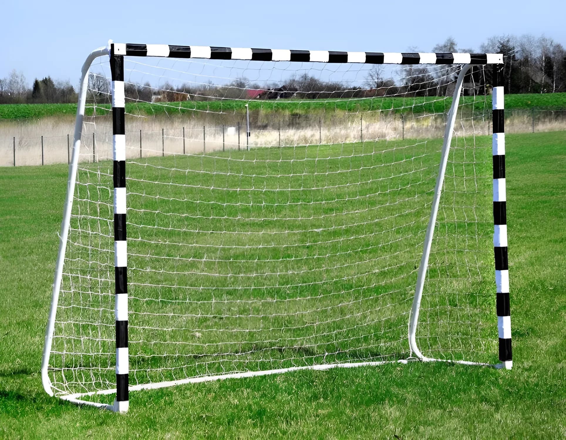 Bramka piłkarska z siatką do piłki nożnej 300x160 cm MultiGarden